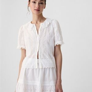 White Gap x DÔEN Cropped Eyelet Short Sleeve Blouse
